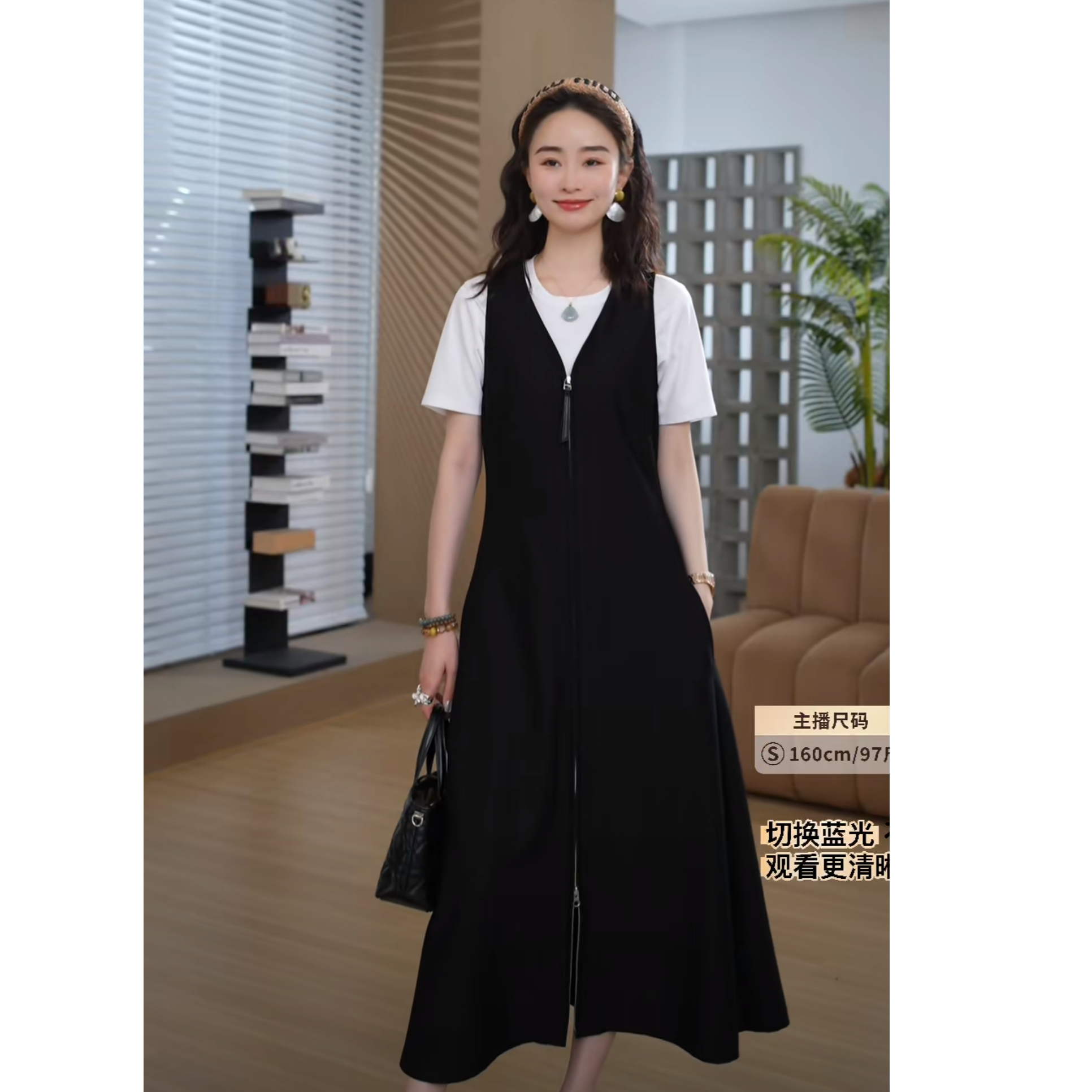 HELA AOMI“简法女神裙”莱赛尔无袖休闲V领半开襟连衣裙CY5BM72534