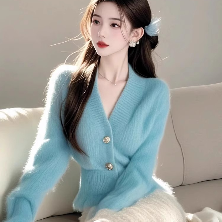 冬季女奶fufu慵懒风蓝色针织爆款上衣超好看今年爆款韩系毛衣女