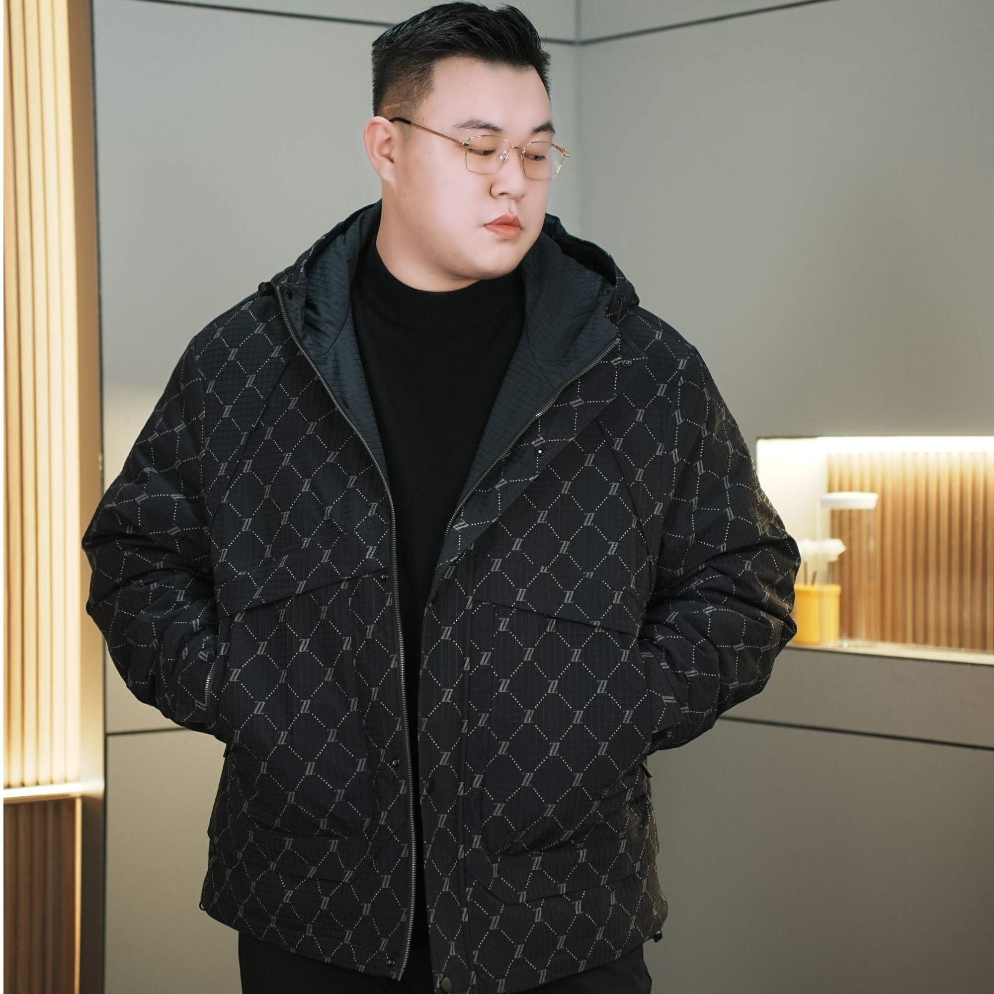 大码男装冬季连帽潮胖子羽绒服加大加肥鸭绒保暖外套羽绒服