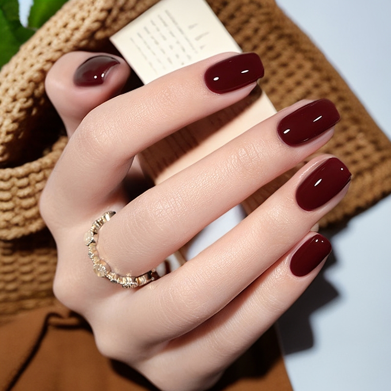 车厘子酒红色免烤快干不掉色指甲油2025年新款流行色安全无毒高档