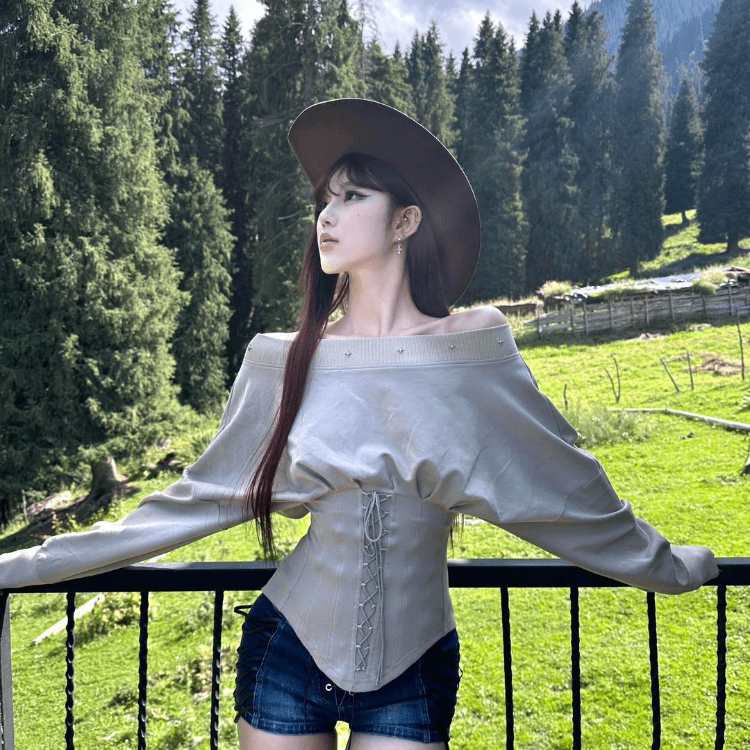 设计感上衣美式辣妹一字肩拼接绑带长袖卫衣女秋高腰显瘦牛仔短裤