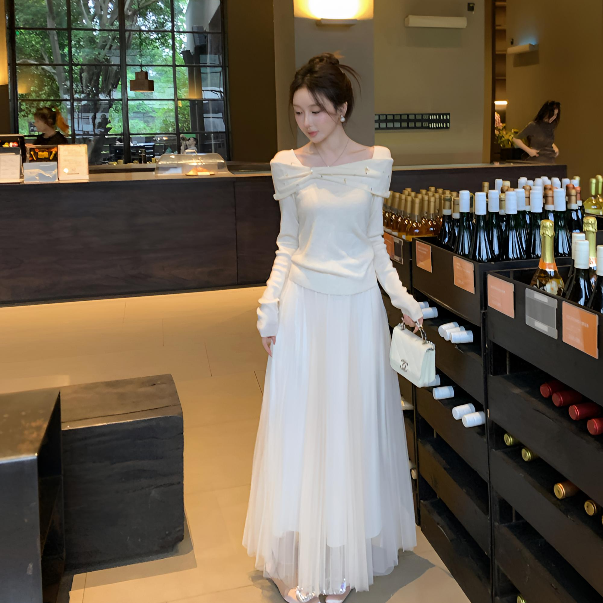 ZB#气质一字领露肩针织衫上衣装秋冬时尚新款纯色套头百搭毛衣女