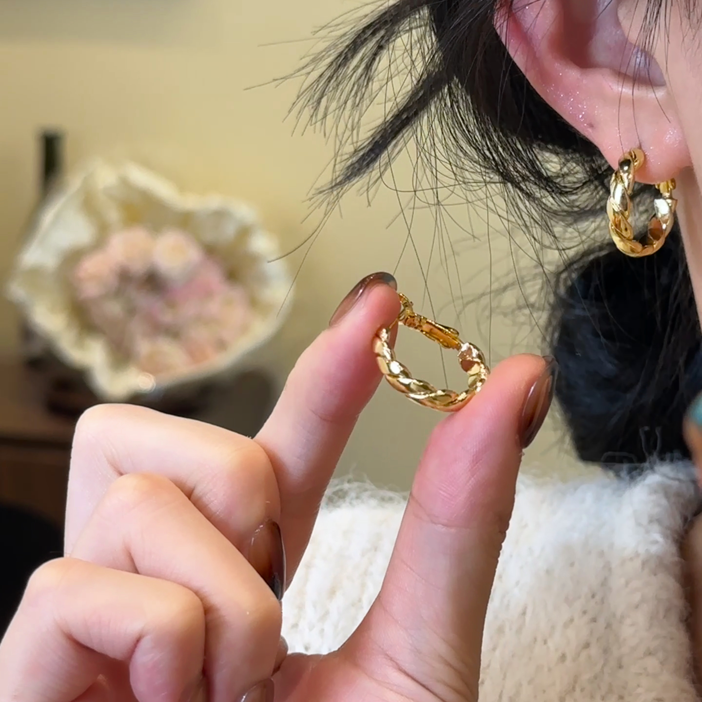 H612 麻花耳环法式简约圈圈