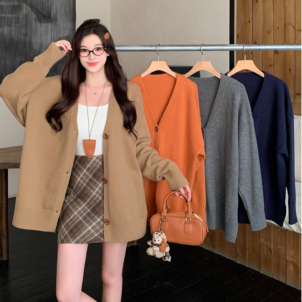 2025大码女装新款宽松慵懒风毛衣V领长袖保暖针织开衫 3765