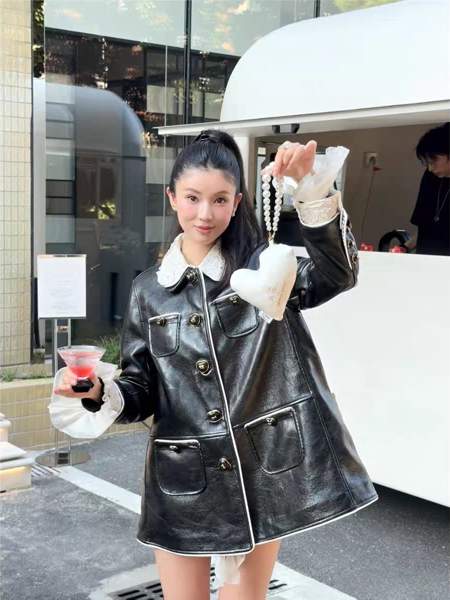 【今安】宫廷风娃娃领中长款皮衣外套花朵蕾丝精致气质显瘦皮风衣