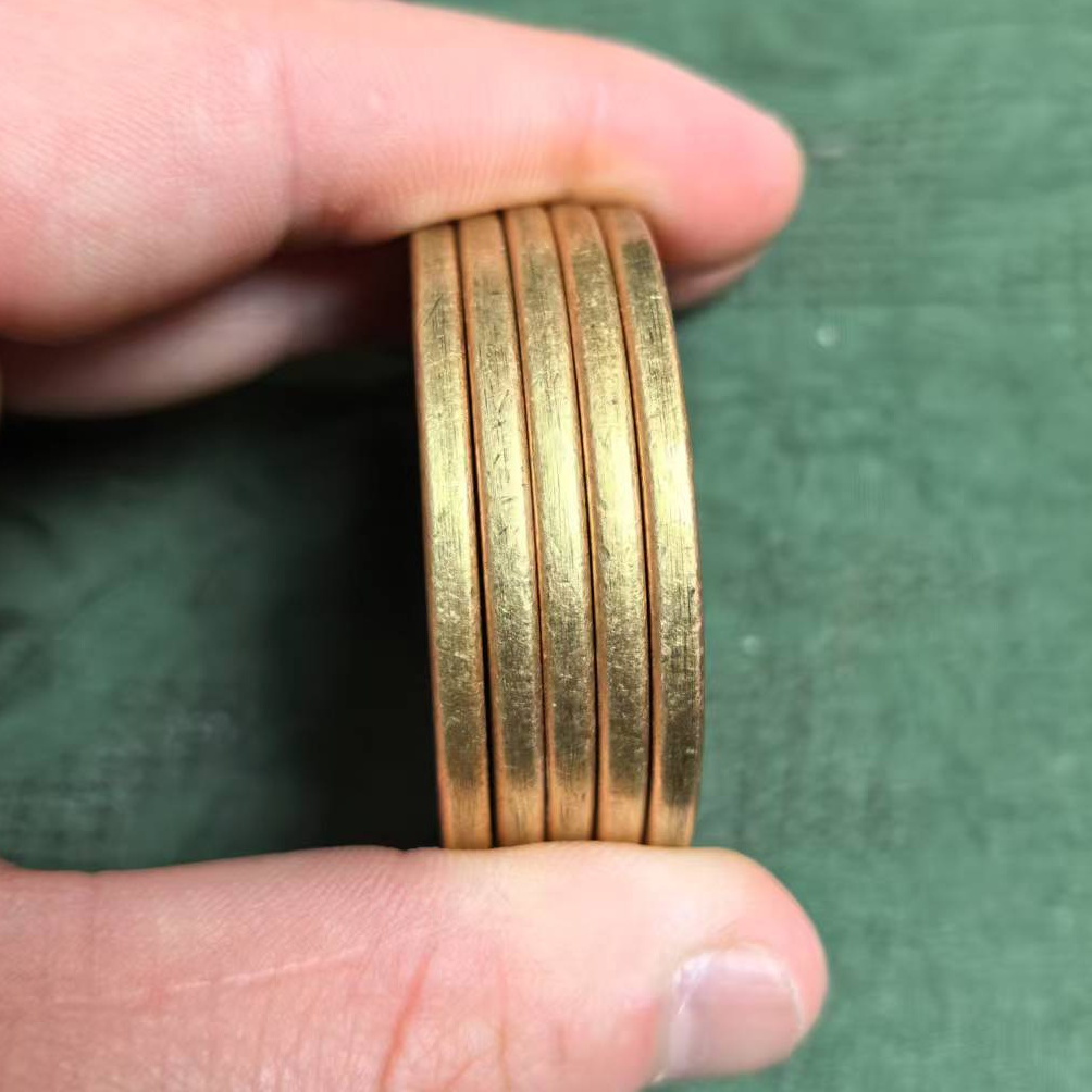 {闪购商品}铜摆件一个