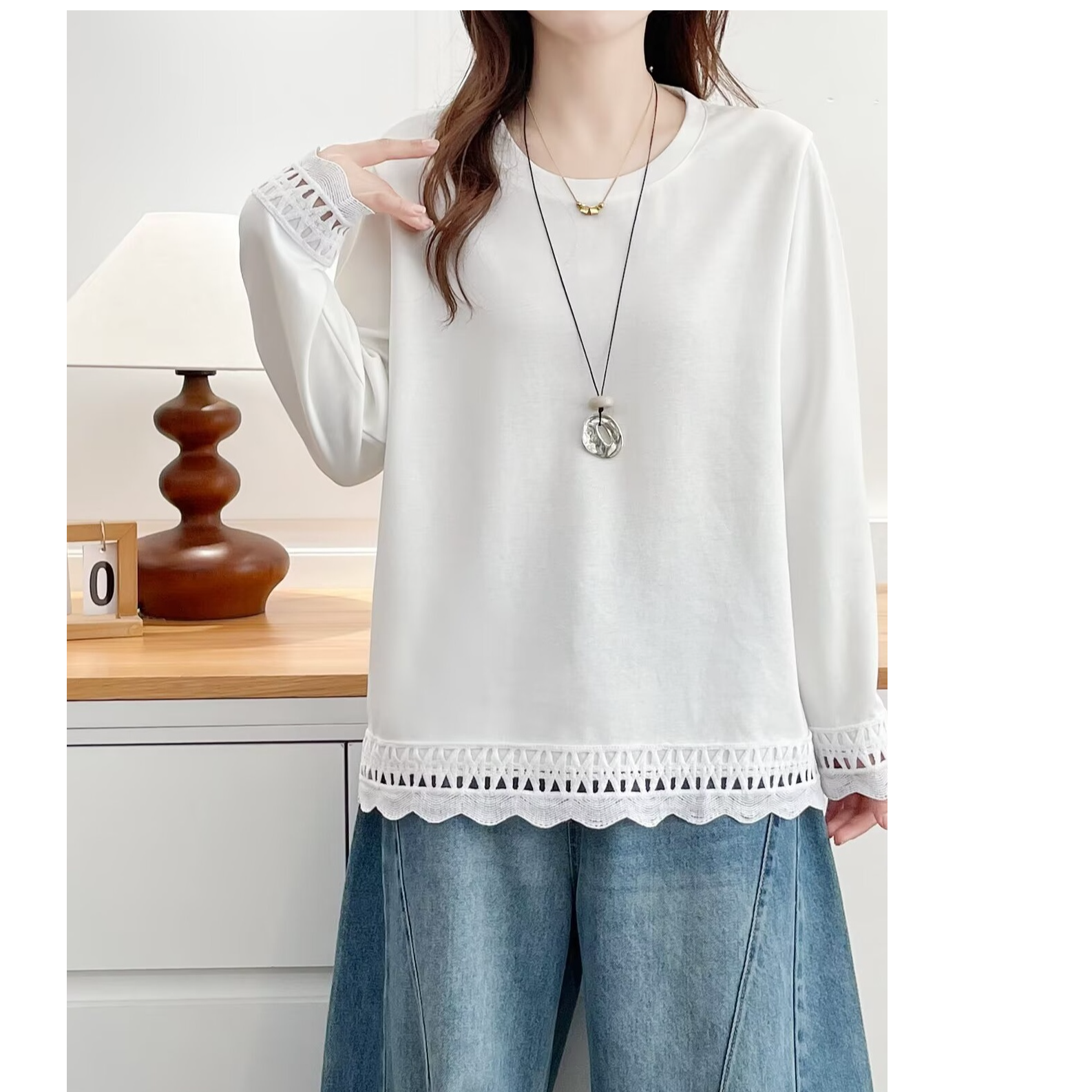 大码微胖mm秋新款设计感镂空拼接长袖打底外穿显瘦减龄上衣T恤