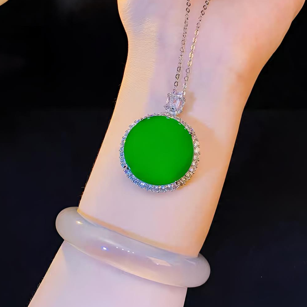 CHEN XI【晨玺】 时尚老料高冰玉髓 圆形 无事牌 吊坠项链