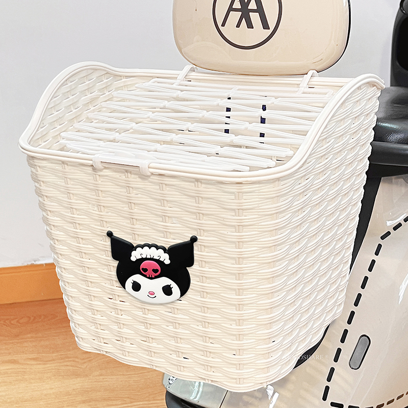 电动车后置车筐带盖可爱卡通库洛米电瓶车靠背车篓加大放头盔神器