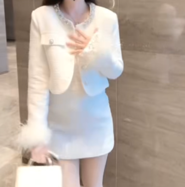 2025冬季时尚潮流百搭精品女装朵yXR69