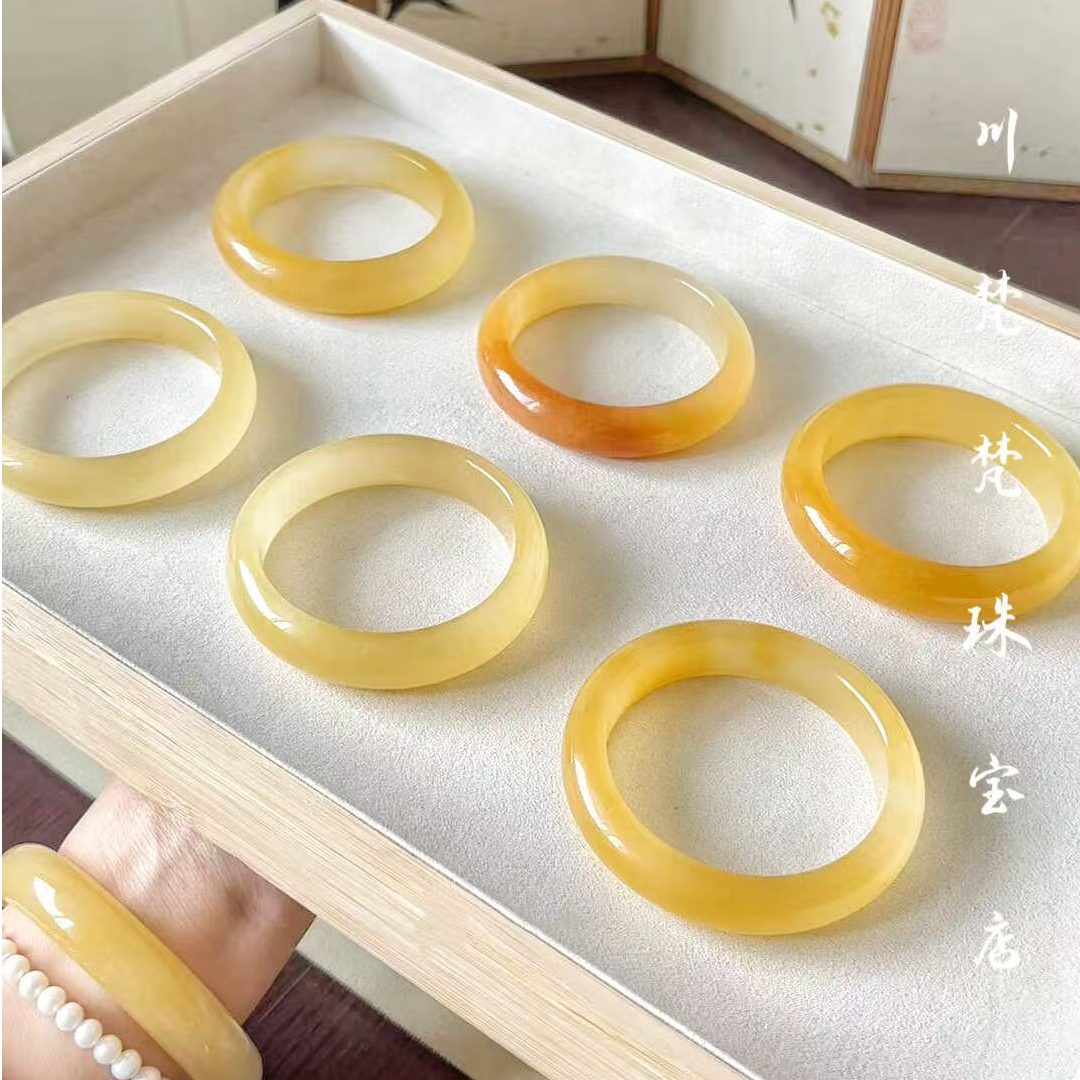 纯天然黄龙玉手镯冰种飘花玉手镯香槟金玛瑙玉髓手镯黄色手镯送礼