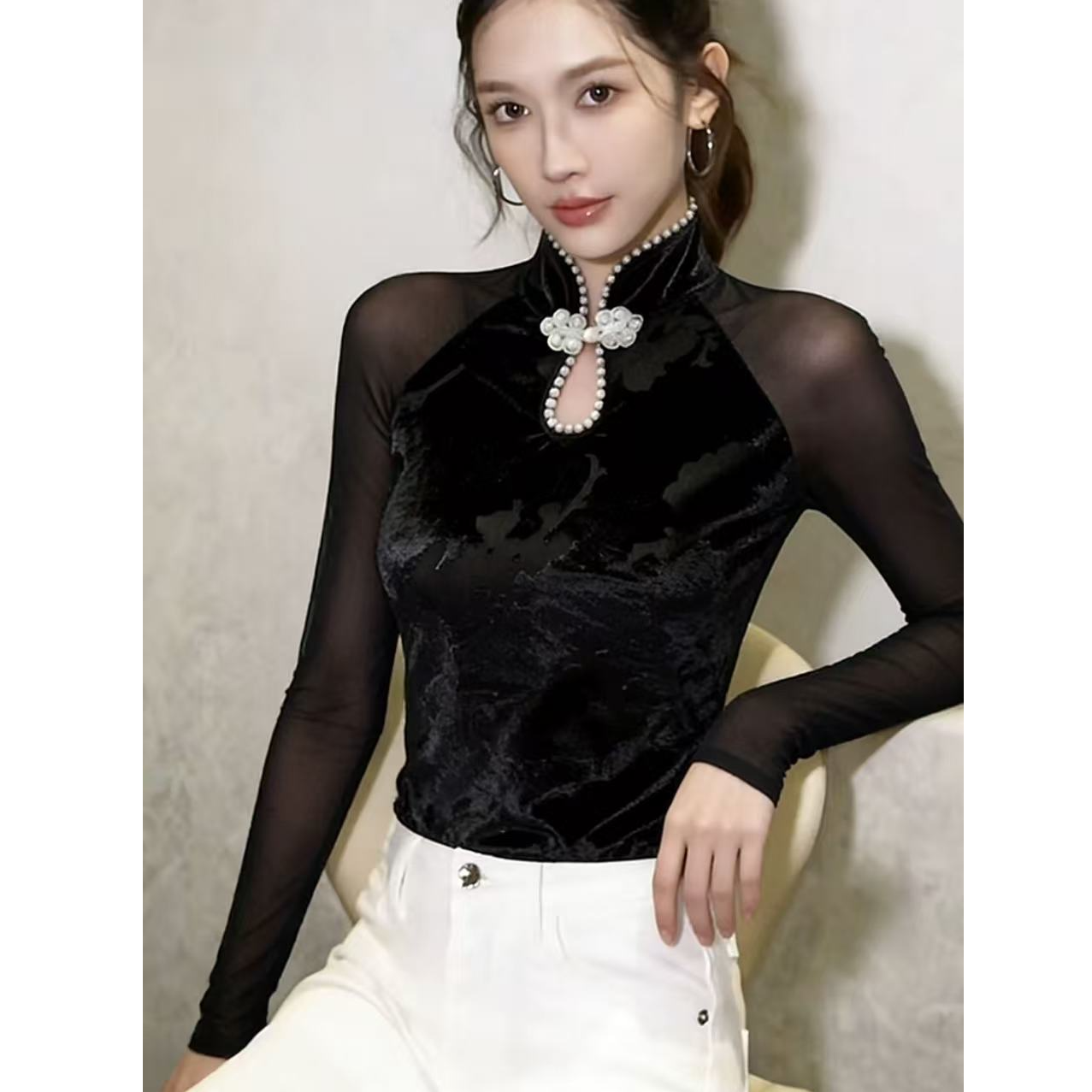 衬衫女高级感轻奢减龄洋气新中式国风独特超好看黑色丝绒拼接上衣