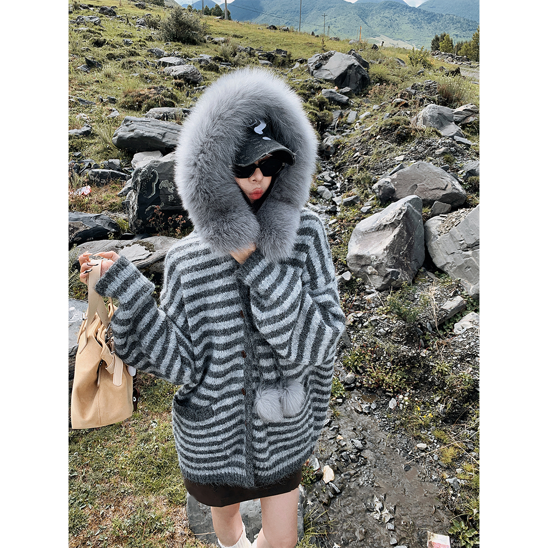 韩系慵懒风穿搭条纹毛领连帽针织衫女秋季宽松显瘦毛衣外套