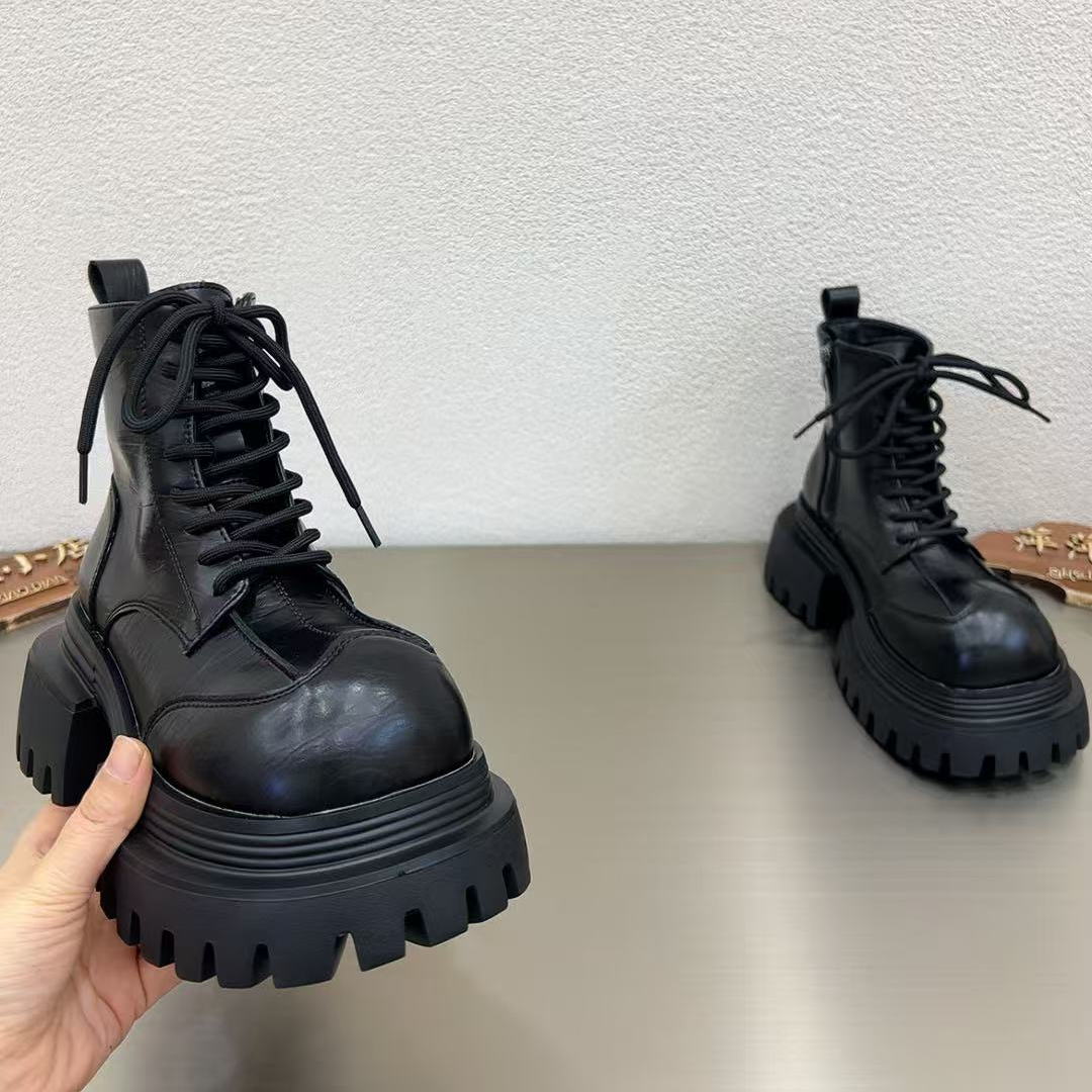 英伦风增高工装机车靴2025冬季新款厚底马丁靴女士休闲时尚短靴潮