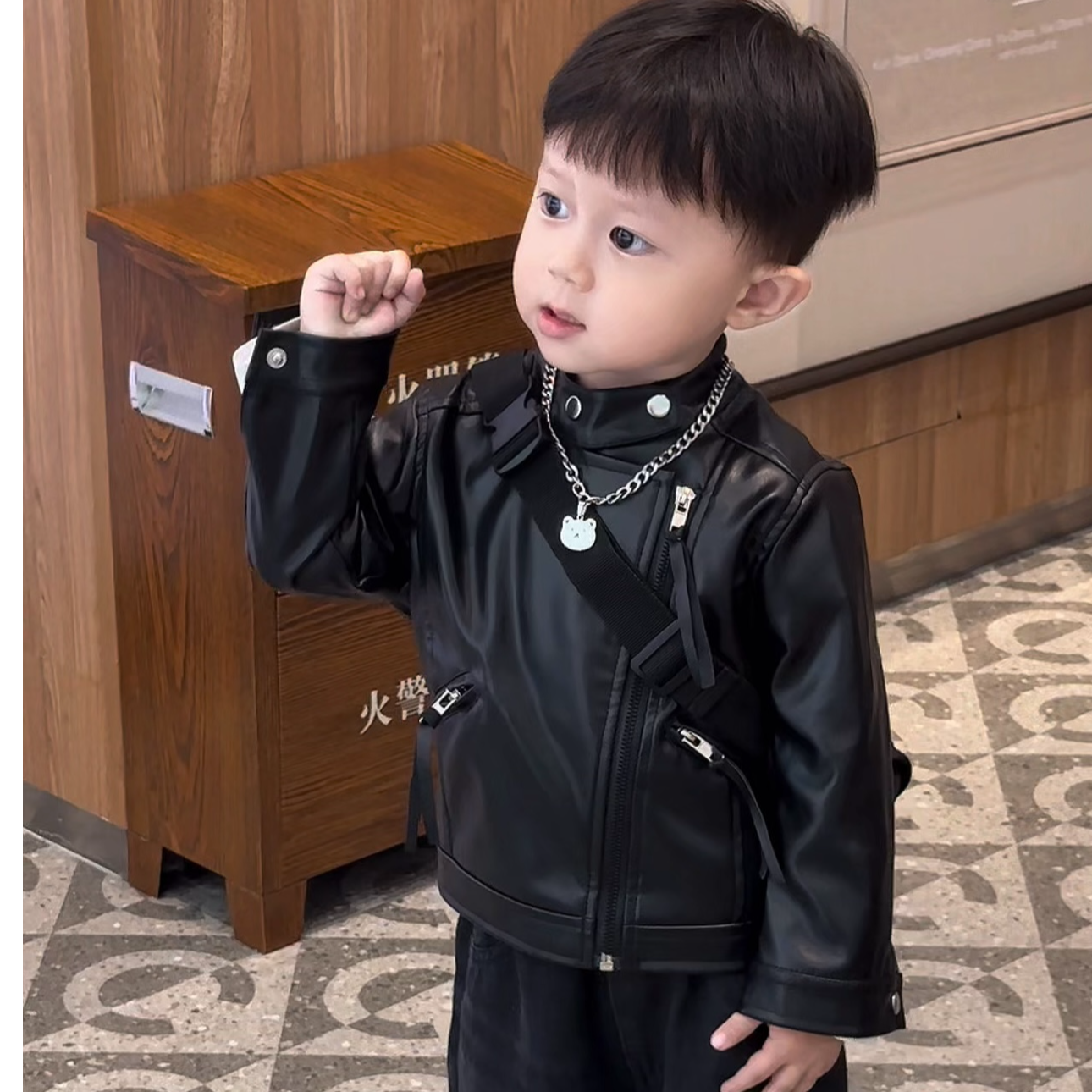 儿童秋装黑色PU皮夹克男童女童帅气皮衣外套宝宝春秋中小童上衣潮