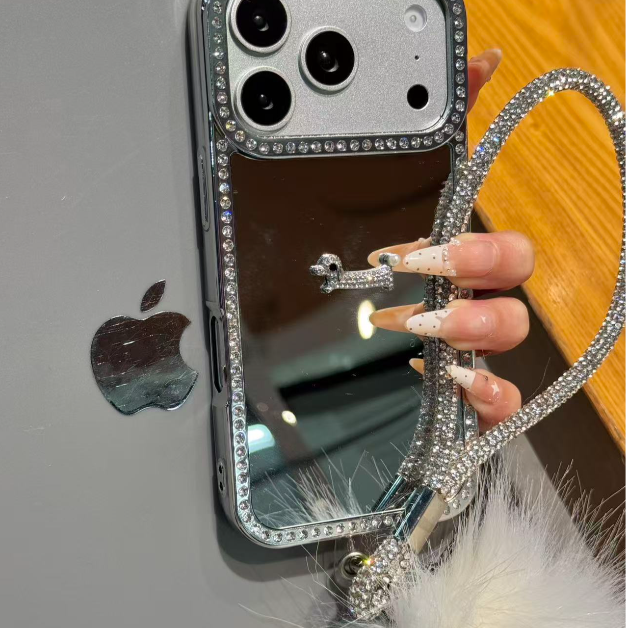 高级感ins点钻小马腊肠狗花朵适用于iphone17promax苹果16p手机壳