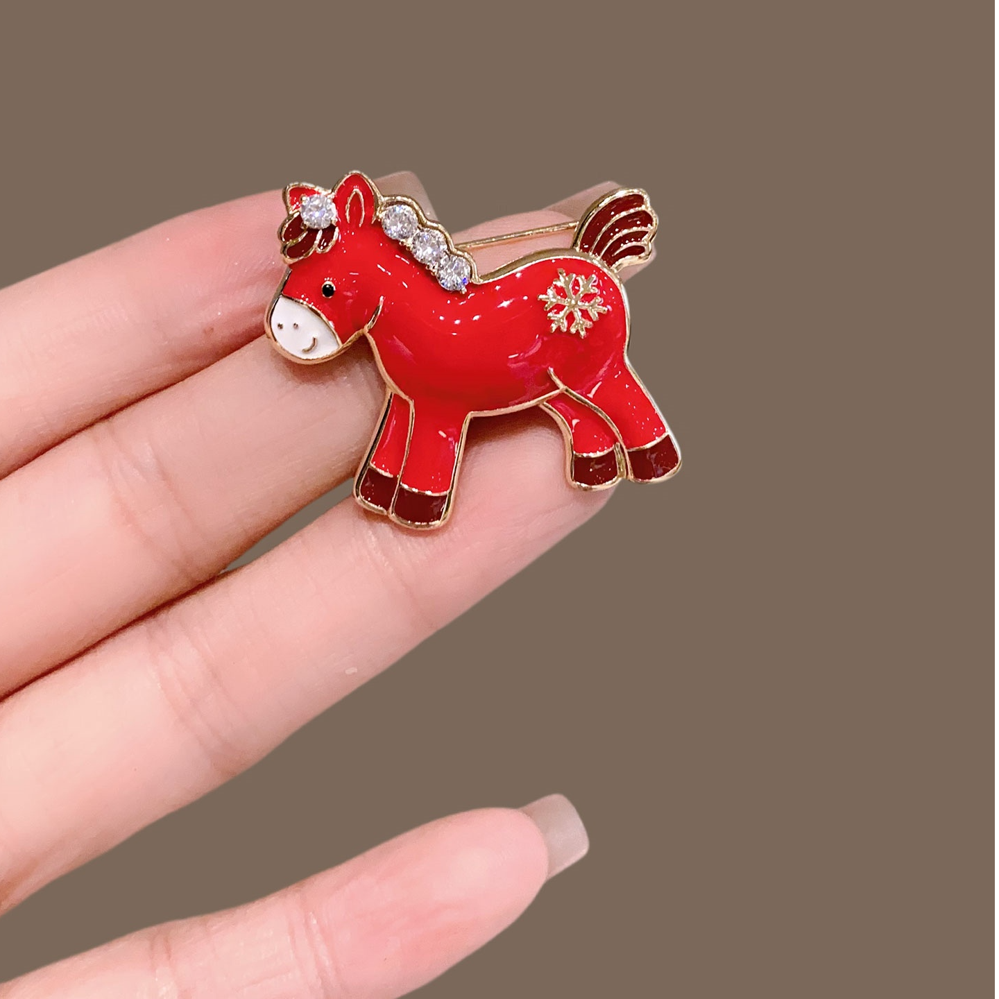 合金胸针 生肖马本命年红色马 女设计感小众别针西装大衣胸花礼物