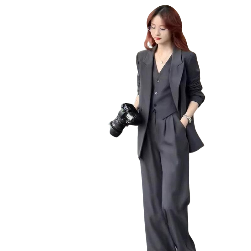2025早春新款职业西装三件套女高级感炸街气质西服外套阔腿裤套装
