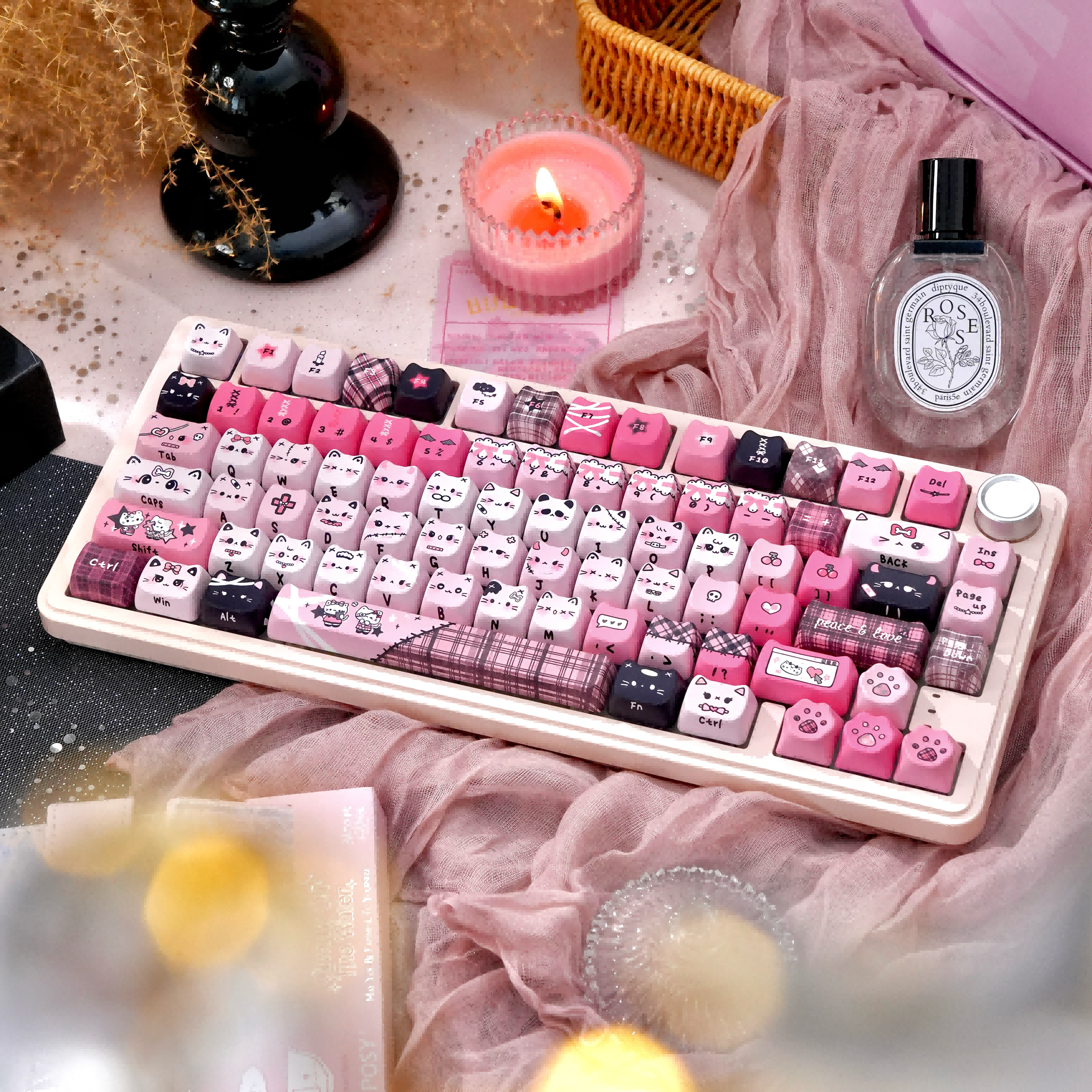 猫尔本M75粉色三模蓝牙/有线/2.4G无线客制化下灯热拔插可爱键盘