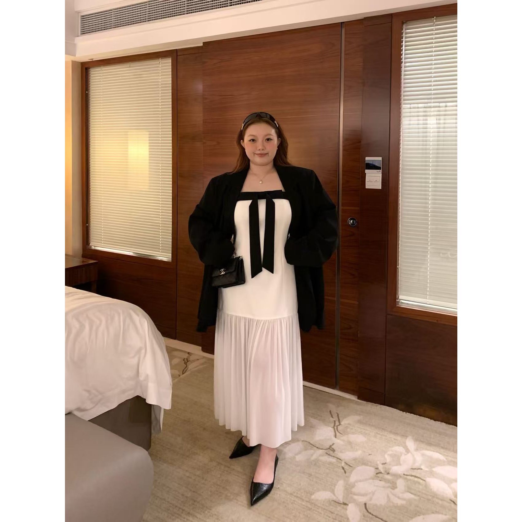 慧芝huizhi HZ186气质蝴蝶结吊带裙 定制款 优雅微胖显瘦吊带裙