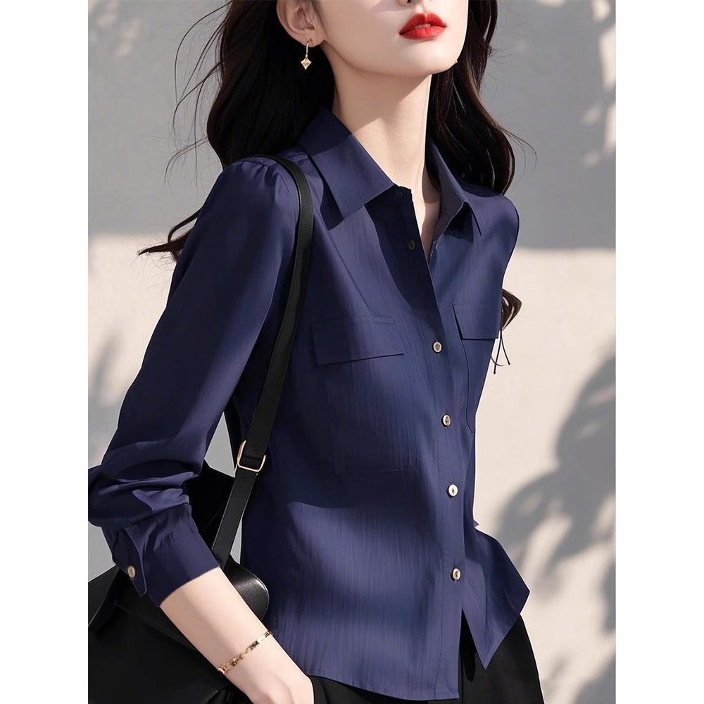 法式高级感轻奢通勤气质蓝色POLO领收腰衬衫女2025年新款漂亮小衫