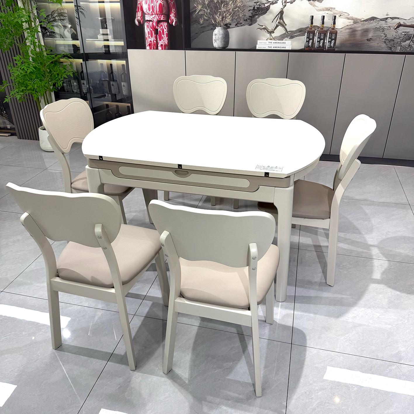 2025年新款家用餐桌小户型方圆两用可伸缩简约轻奢饭桌