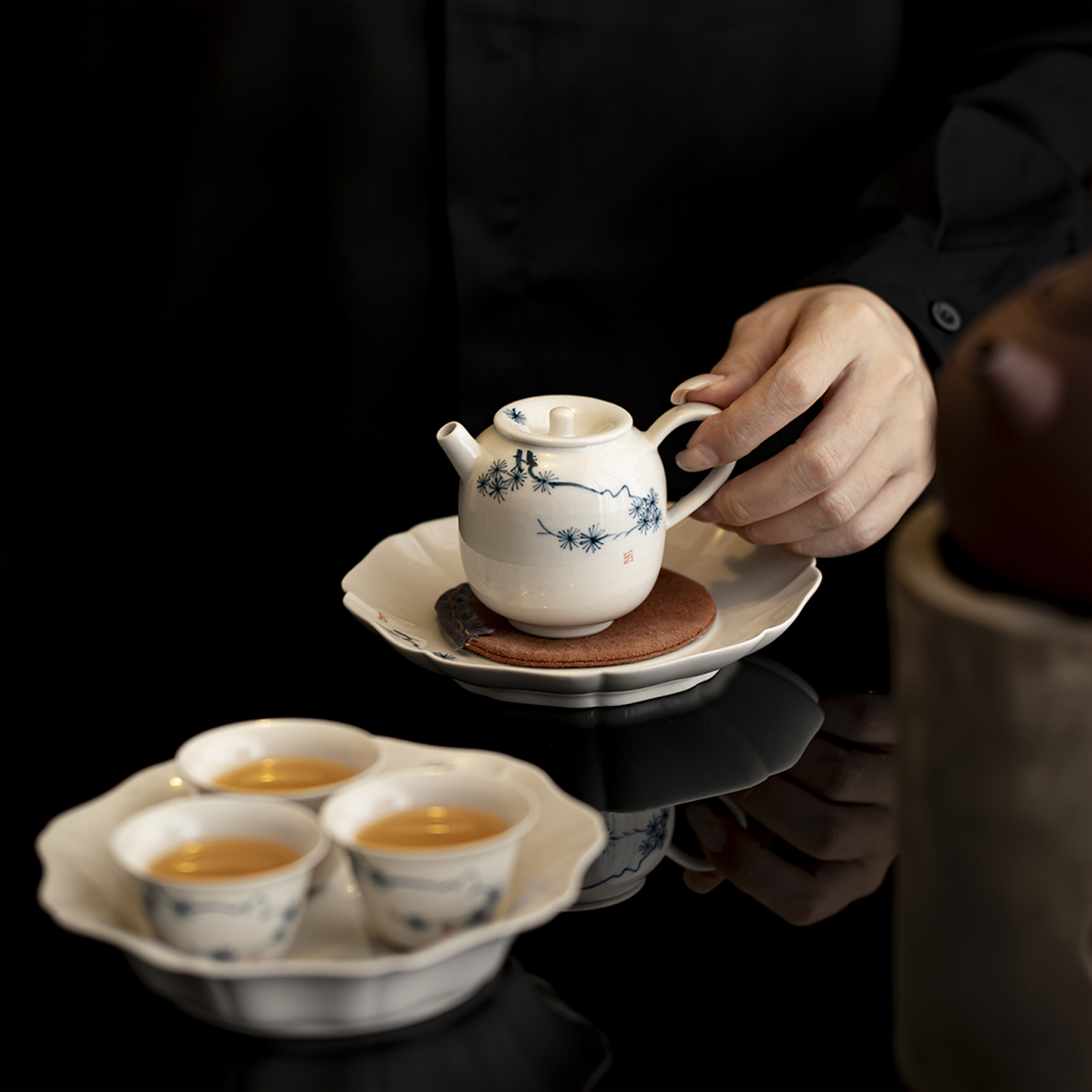 宜物宜心 中式手绘松柏茶壶单壶茶杯主人杯潮州功夫茶具套装家用