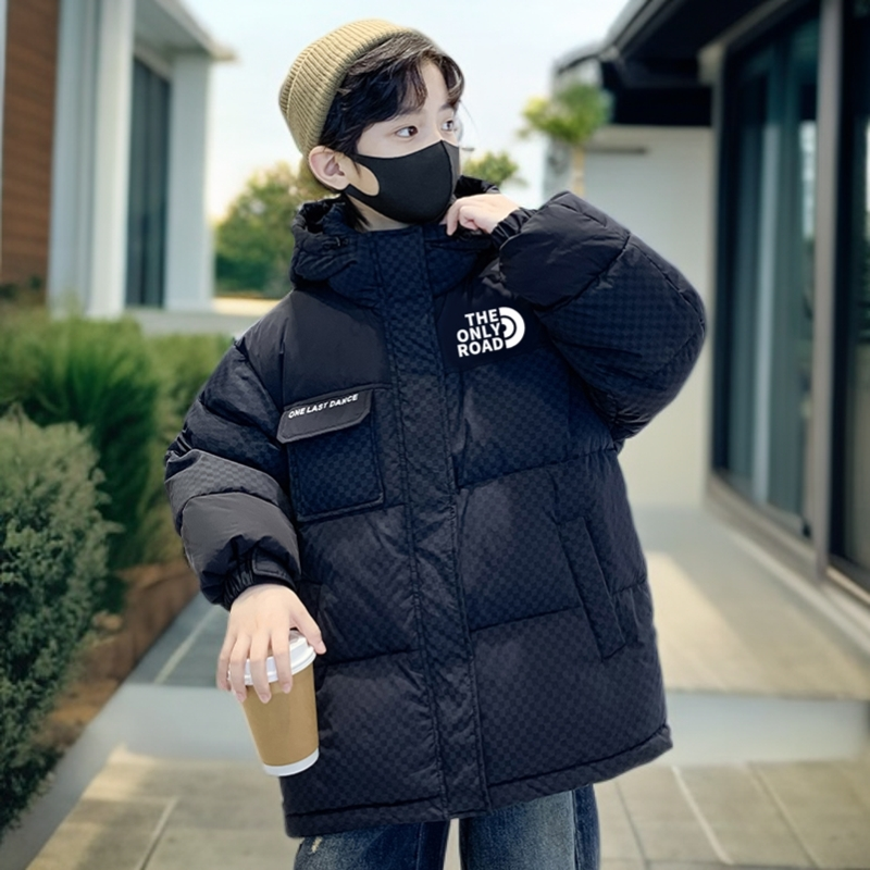 男童羽绒服冬季2025新款男孩加厚保暖中大童白鸭绒时尚冬装连帽
