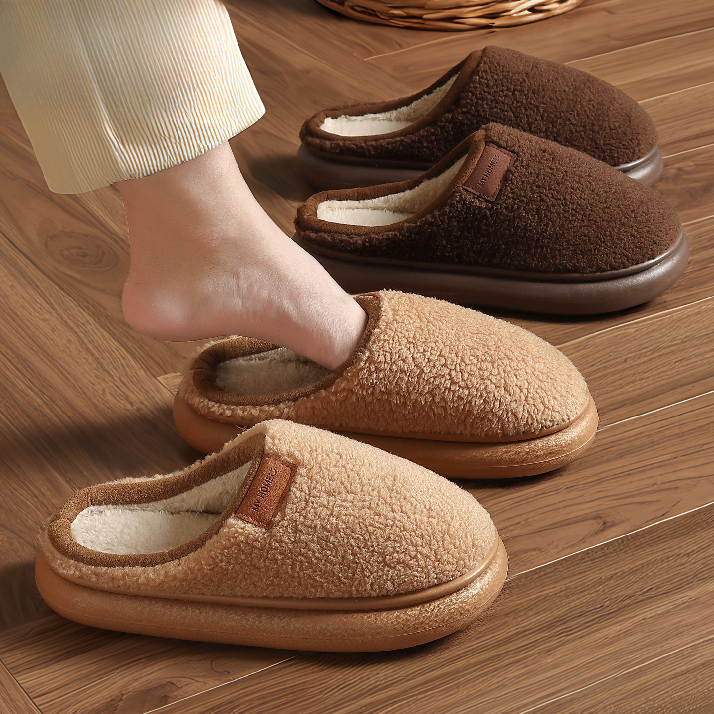 冬季女款室内家居踩屎感棉拖鞋男士2025新款厚底防滑保暖毛绒拖鞋