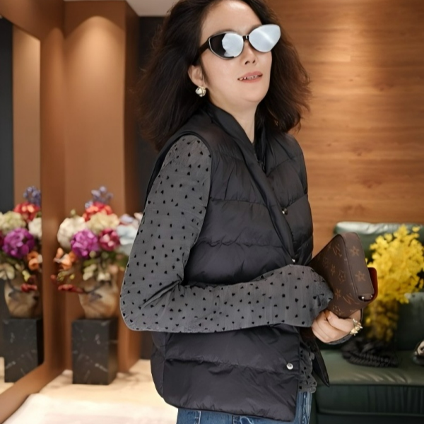 【九儿专属】羽绒马甲轻薄女款短款白鸭绒日常通勤保暖洋气