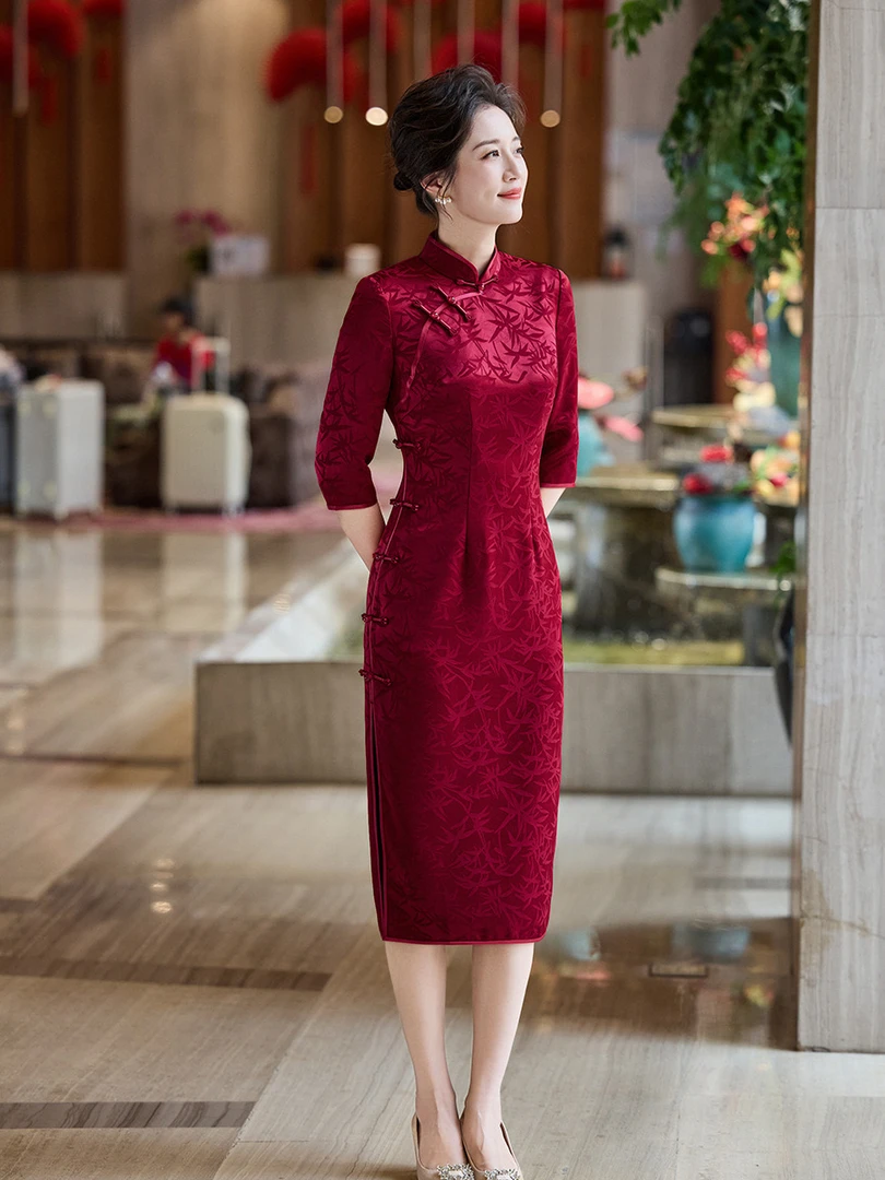 秋季高端进口三醋酸提花旗袍喜妈妈喜婆婆婚宴礼服裙蕾丝2025新款