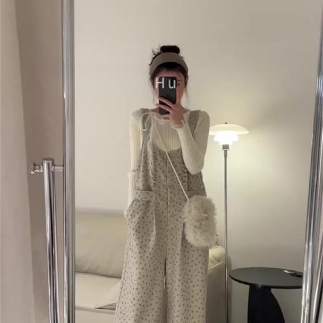 2025秋冬新款韩系洋气慵懒风蕾丝打底衫搭配背带阔腿裤显瘦两件套