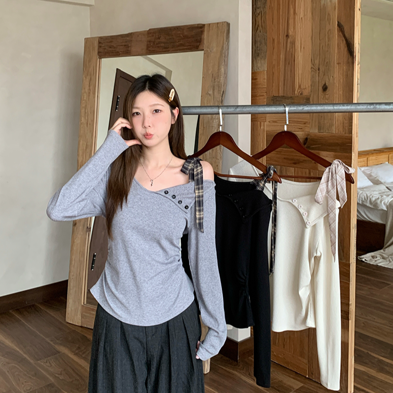 2025秋装新款胖mm大码女韩系温柔风撞色绑带露肩长袖T恤 A2108