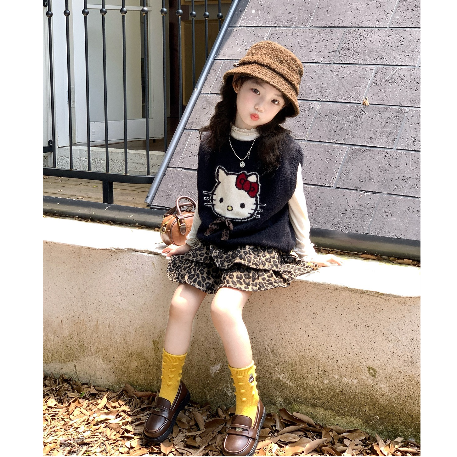 壹妈韩版套装女童hellokitty马甲背心时髦百搭豹纹半身裙花边上衣