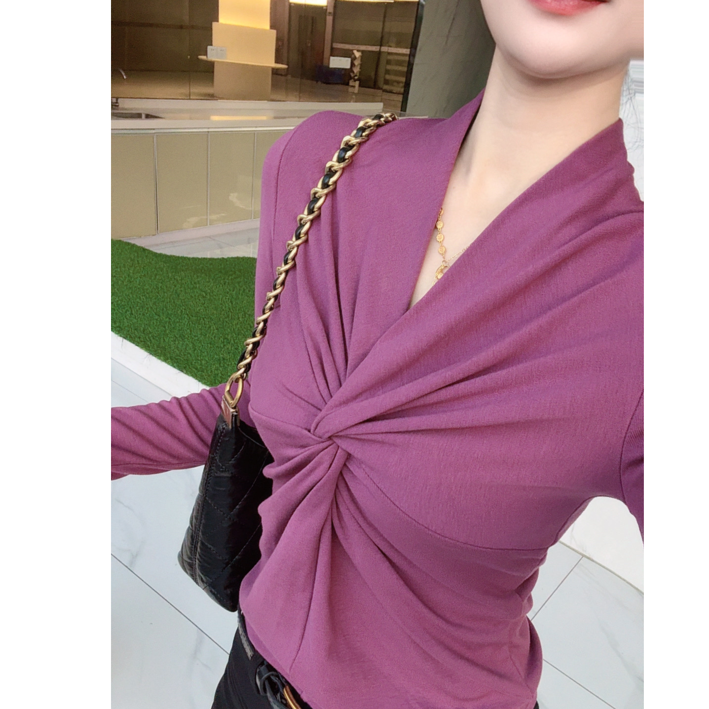 加绒秋冬季百搭性感显瘦常规修身长袖V领内搭设计感爆款D018