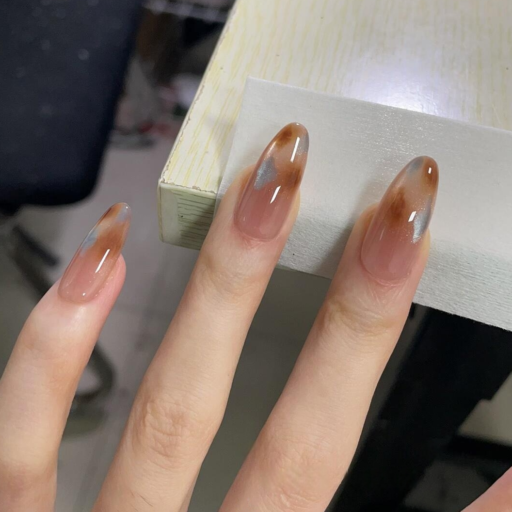 【玳瑁琥珀】琥珀晕染纯手工穿戴甲2025新款高级感浅棕渐变猫眼美甲