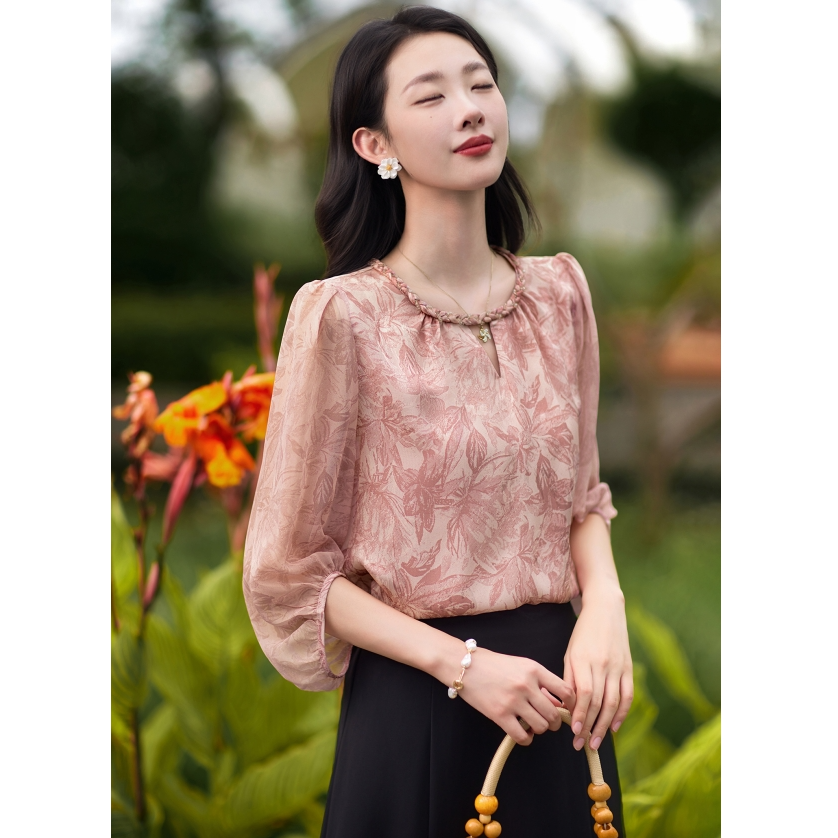 粉色编织串珠领边衬衫女夏 七分灯笼袖显瘦印花上衣独特漂亮小衫