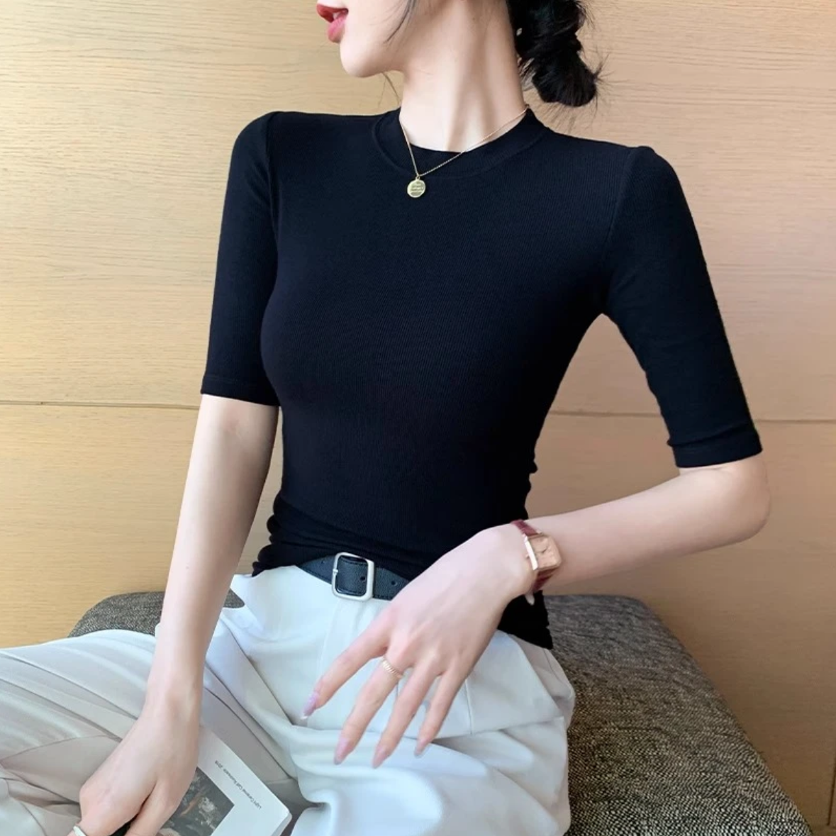 春秋季黑色螺纹时尚中袖打底衫女新款简约百搭气质五分袖T恤上衣