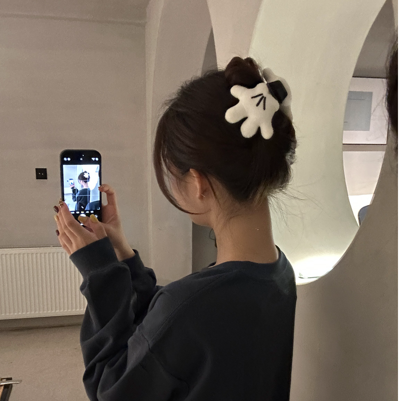 元气满满卡通米奇手掌ins风立体公仔创意发夹鲨鱼夹发饰