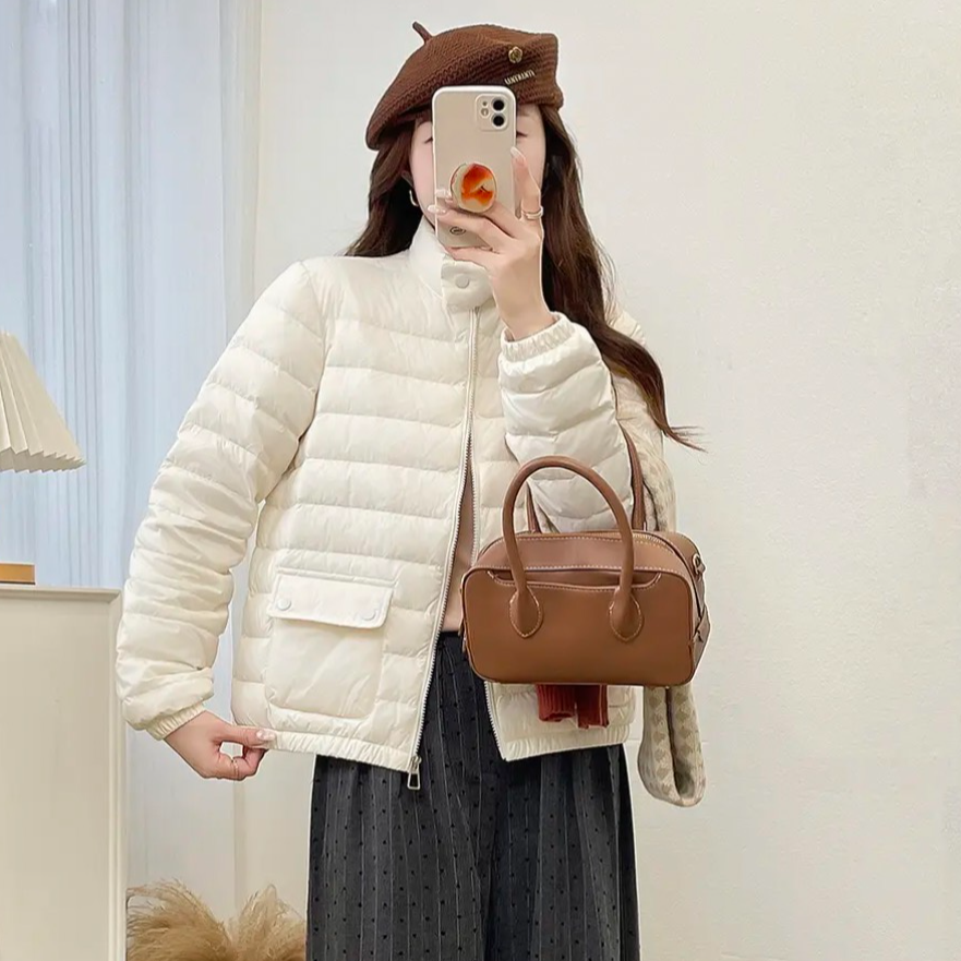 90白鸭绒轻薄排骨羽绒服短款新款爆款洋气薄款外出新款外套冬季