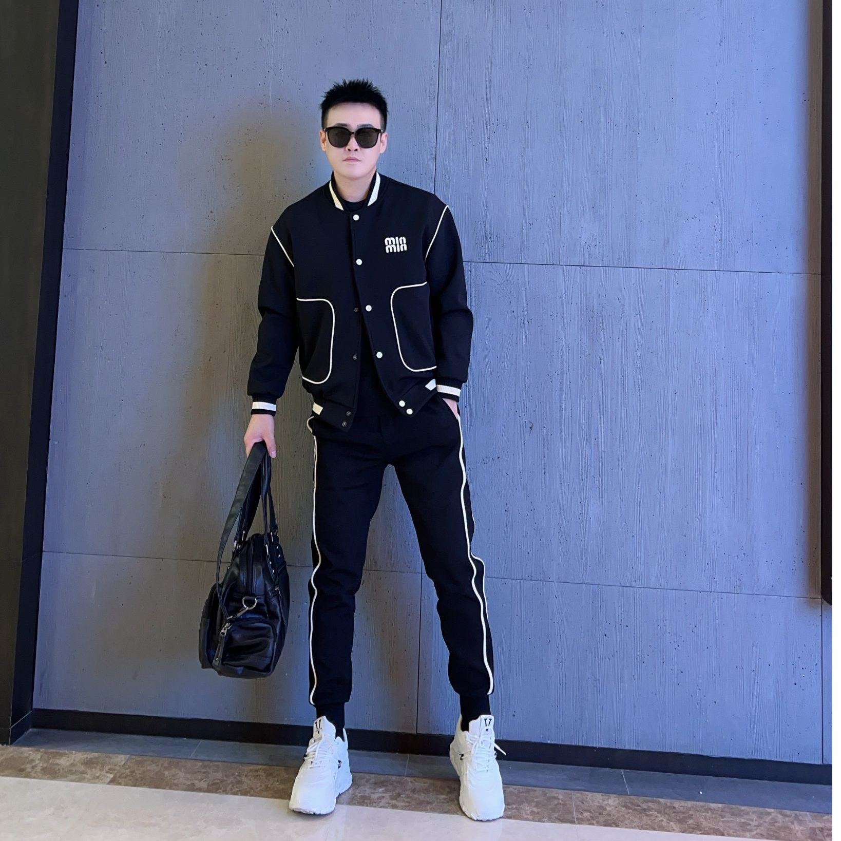 2025秋季新款男士休闲套装棒球领束脚裤时尚百搭高端休闲套装