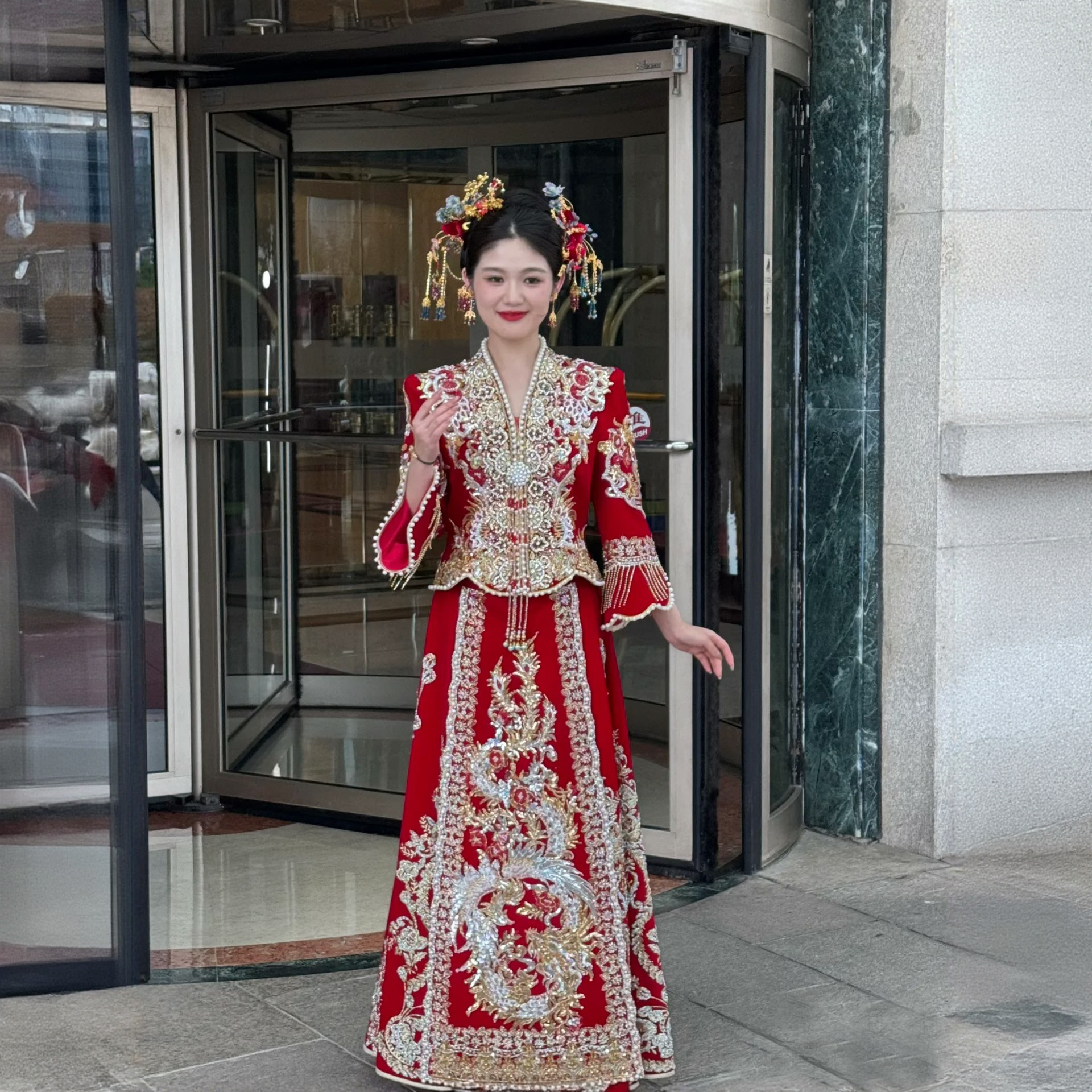 丝绒秀禾服婚服2025新款重工高级感V领敬酒服高端出嫁礼服出阁服