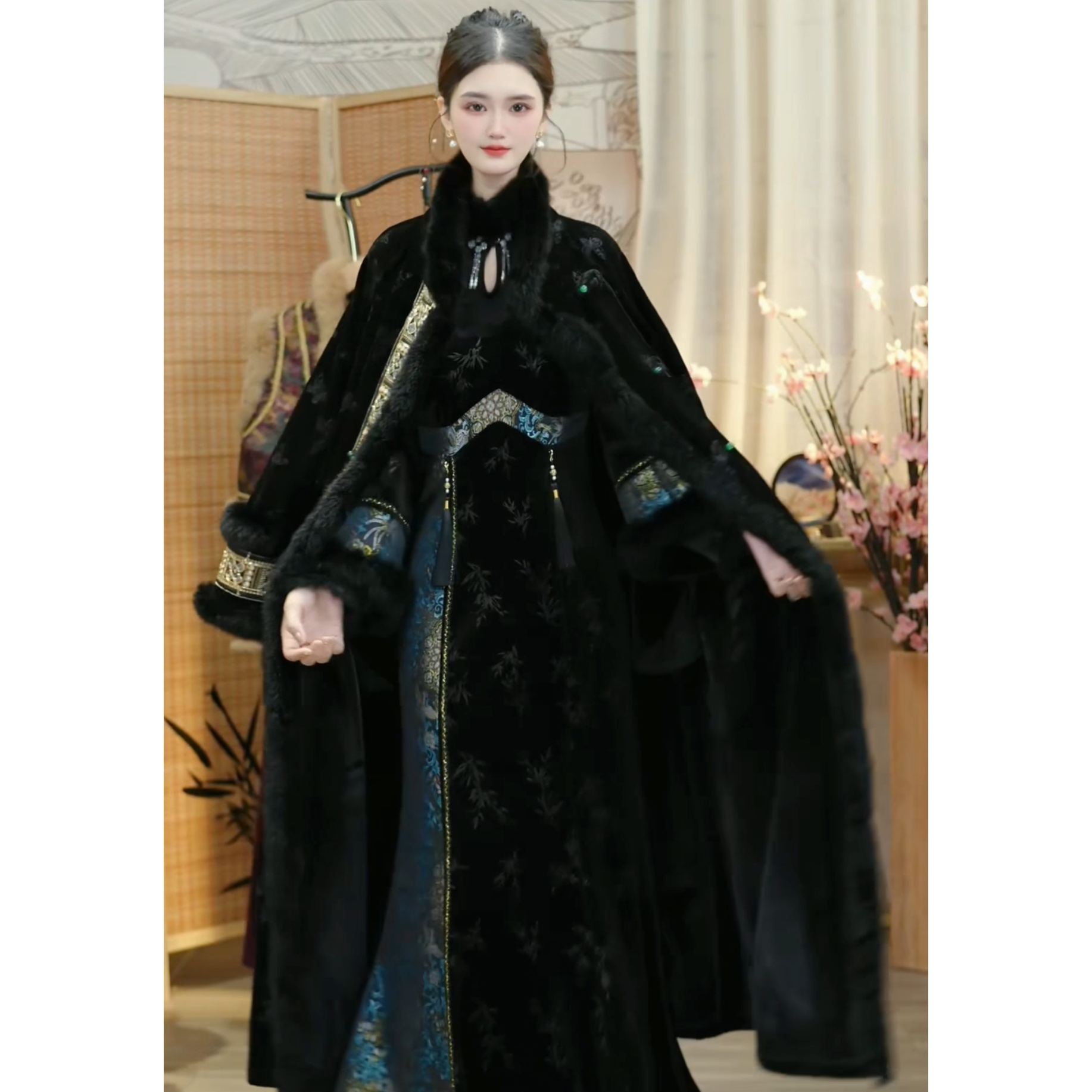 羽唐名2025冬季新款黑色民族风加绒复古日常女装旗袍套装（A058）