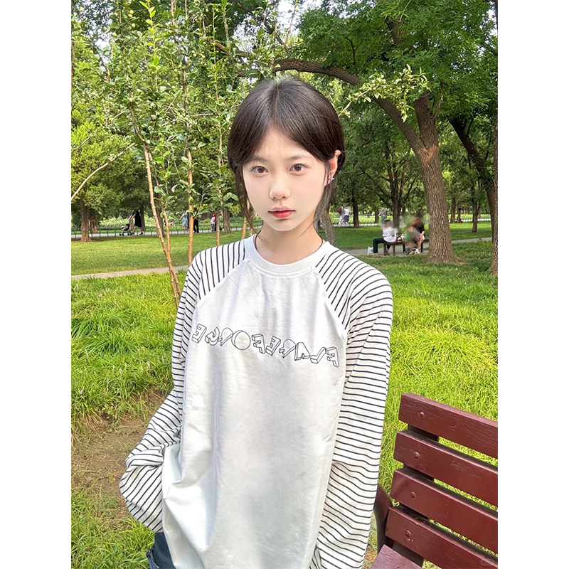 韩版时尚潮流宽松百搭长袖T恤女秋季ins设计感休闲条纹慵懒风复古