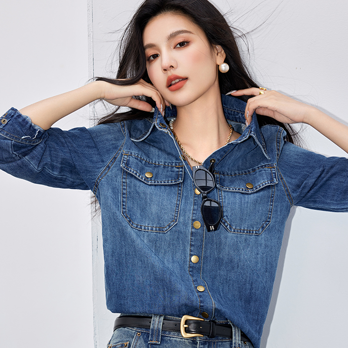 牛仔衬衫女2025年新款秋冬口袋时尚复古正肩内搭叠穿打底衬衣外套