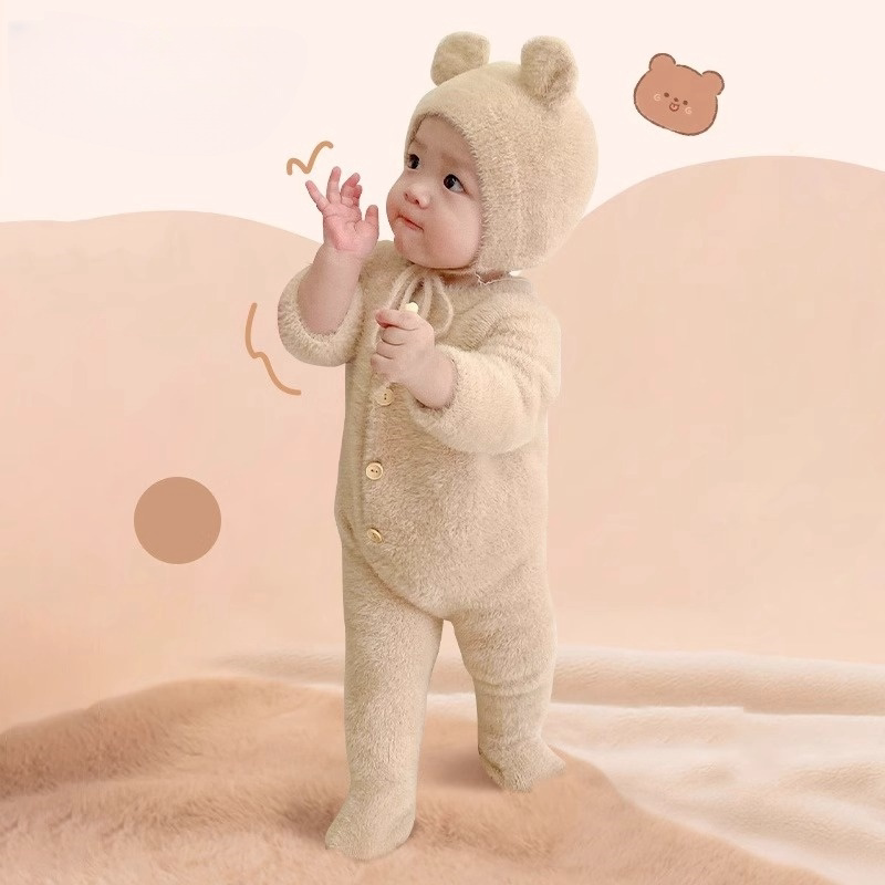 婴儿网红连体衣春秋季可爱毛绒小熊哈衣男女宝宝秋装包脚外出爬服