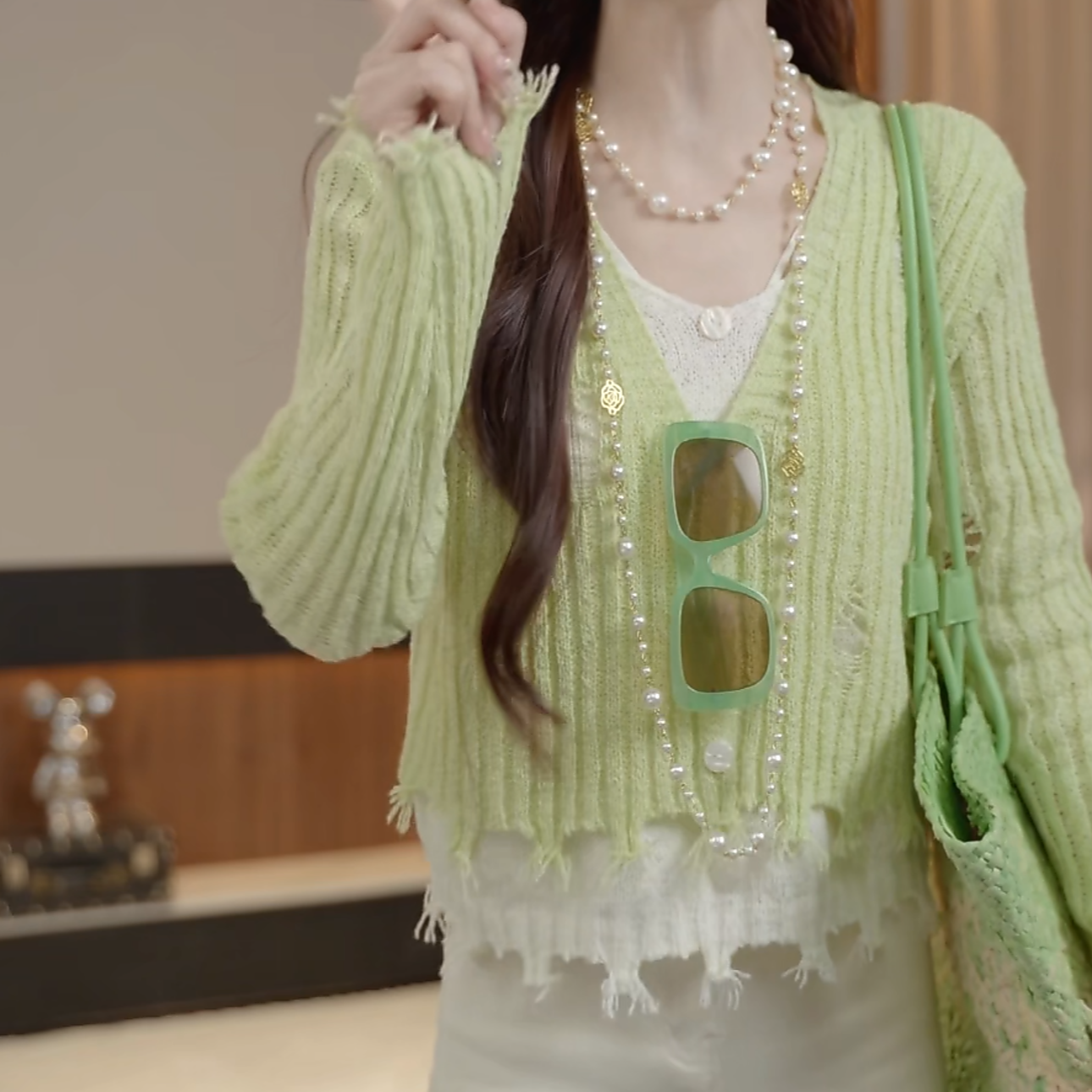 小香风轻奢减龄撞色流苏破洞假两件毛衣女早春新款韩版针织衫上衣