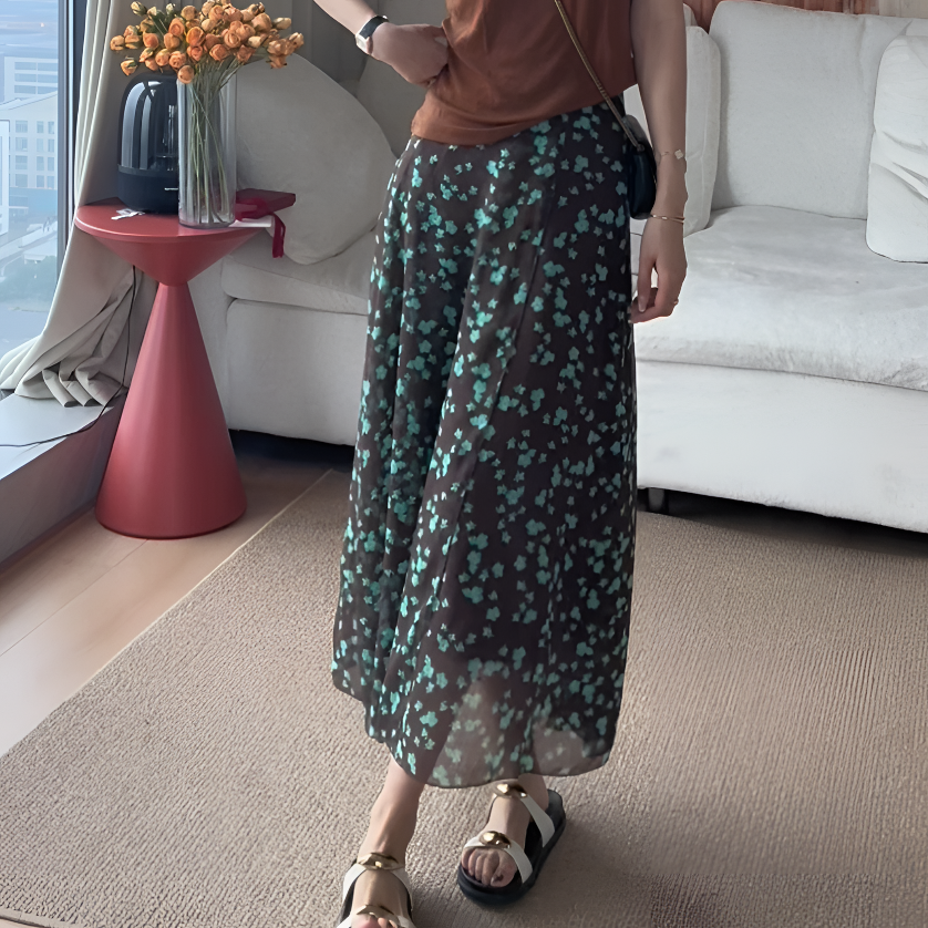 【余欢欢】夏季休闲黑色波点层纱不规则大摆半身裙-YHQ50116