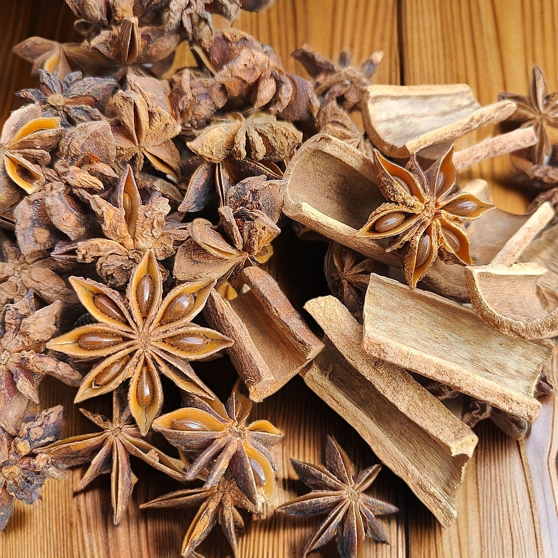 老树大红八角肉桂油桂组合送香叶无硫足干大料调料浓香味炖肉卤肉