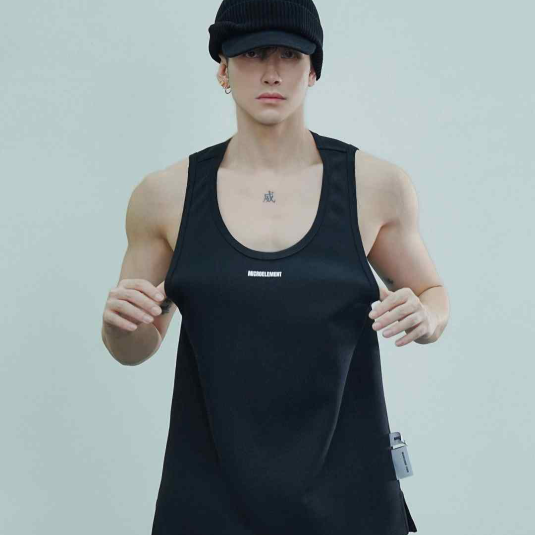 25SSTHEBOY系列 环保极光色反光字母 深空黑量裁几何宽松领口背心